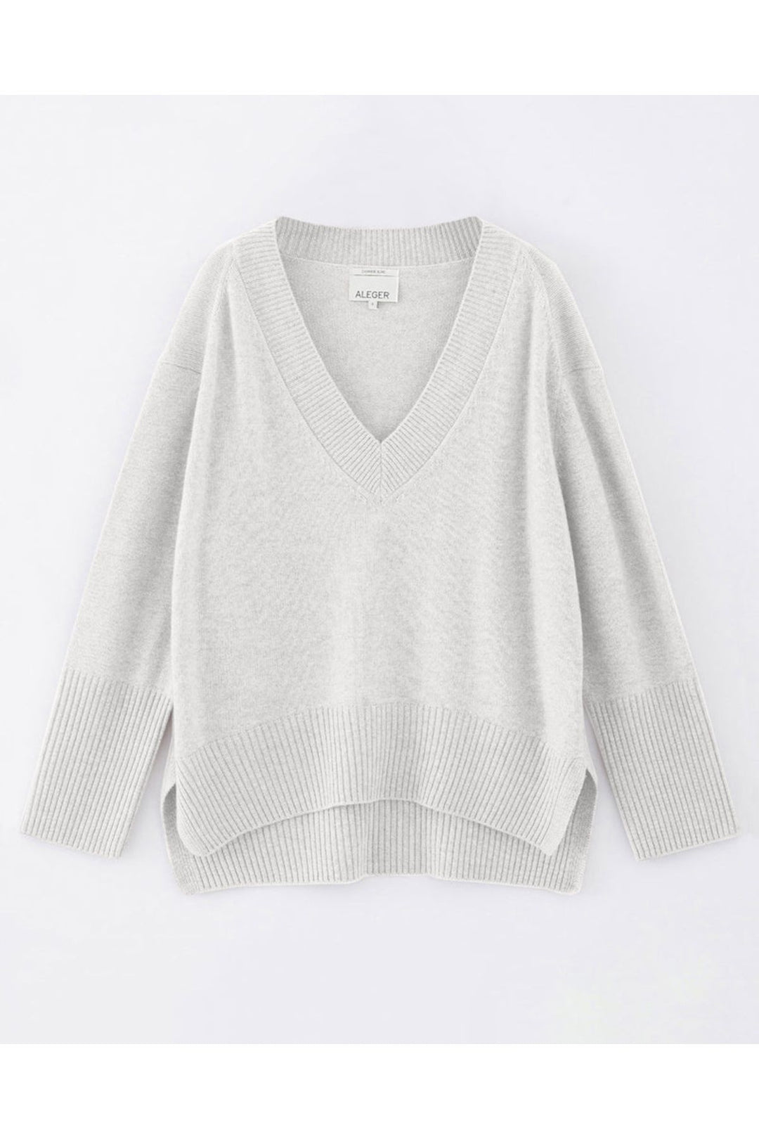 N.136 Cashmere blend V-neck (Winter White)