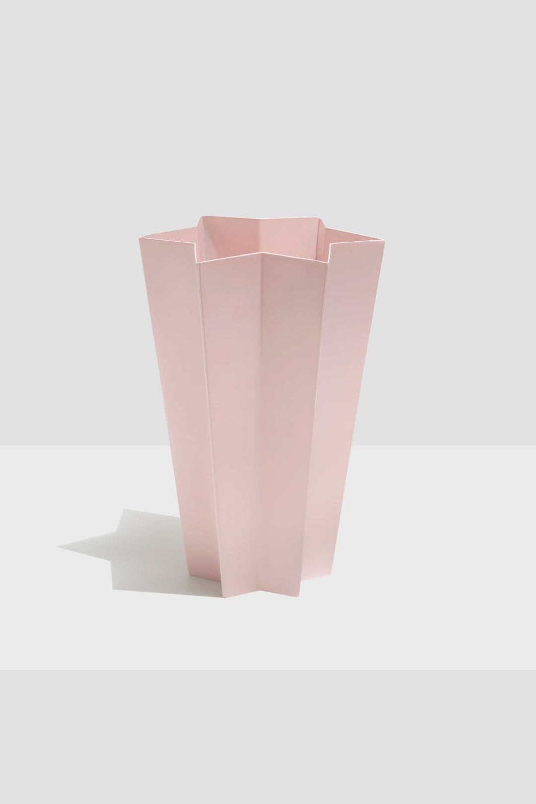 Metal Star Vase (Pink)