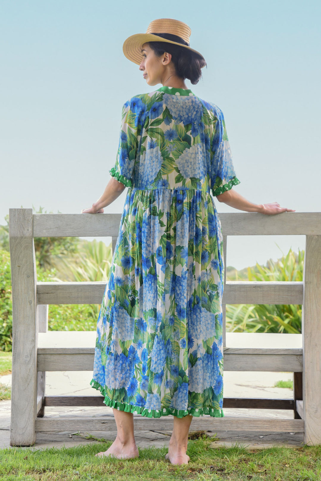 DON'T MAKE WAVES DRESS (HYDRANGEA)