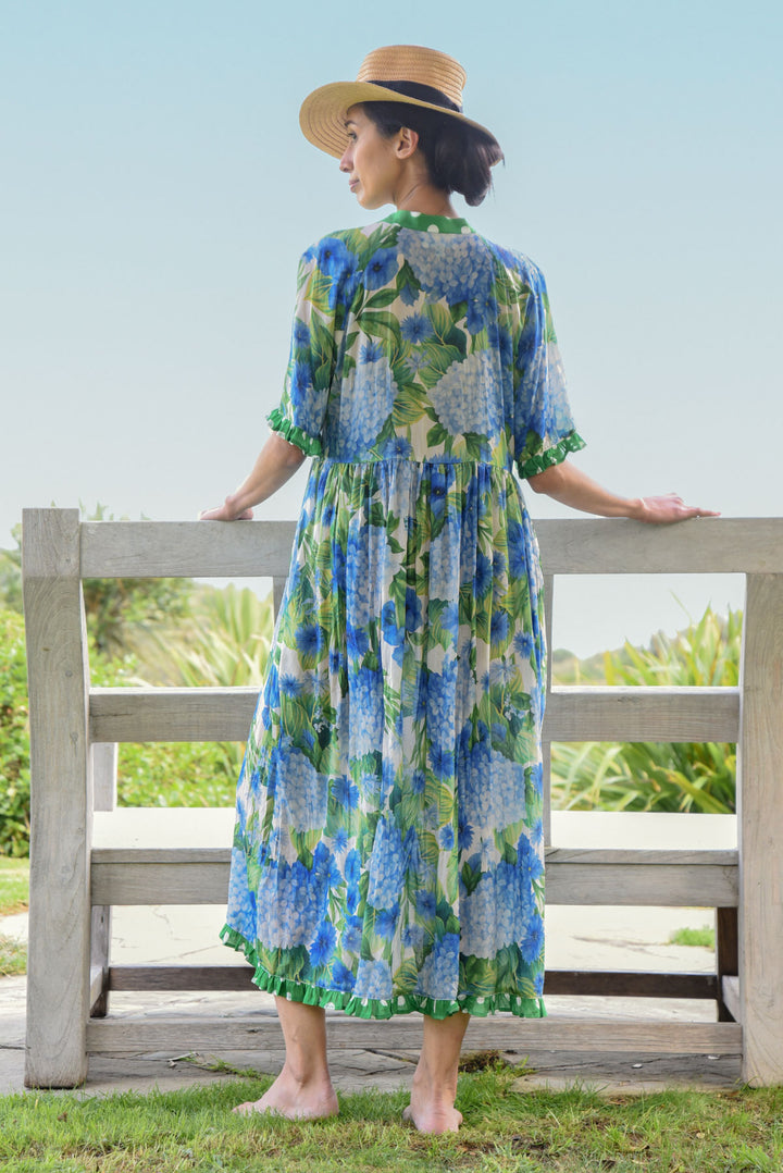 DON'T MAKE WAVES DRESS (HYDRANGEA)
