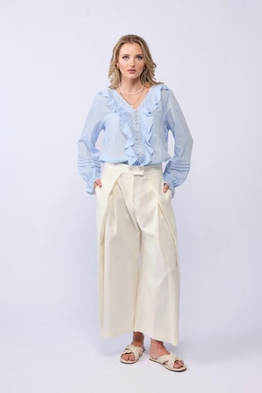 Amelia Blouse (Soft Blue)