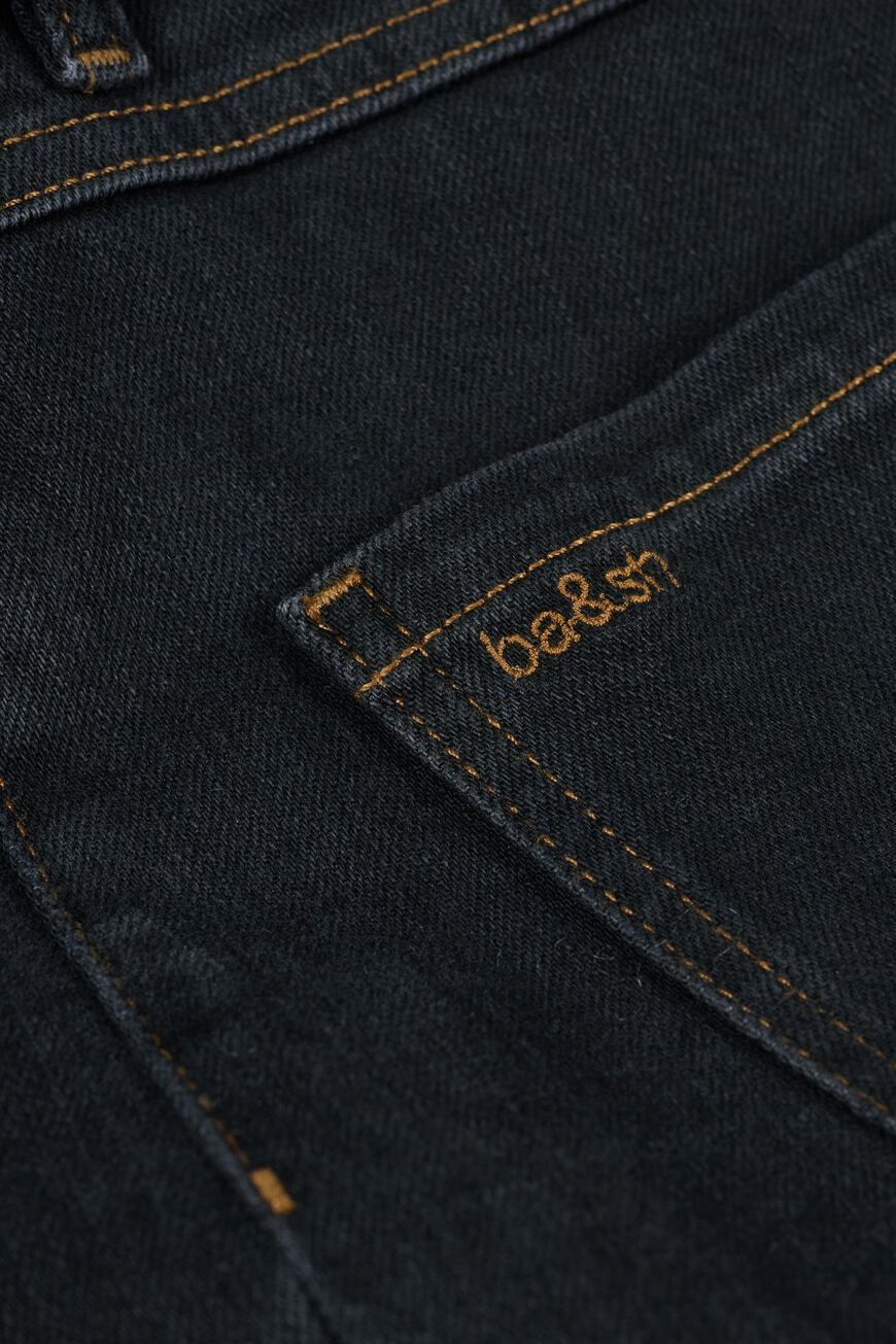 ROSS Jeans (Blackstone)