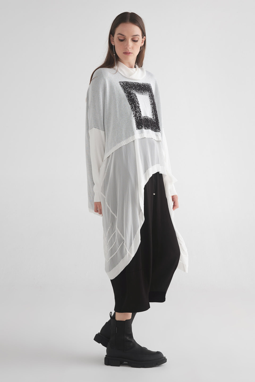 Intersection Sweater (Ivory/Black)