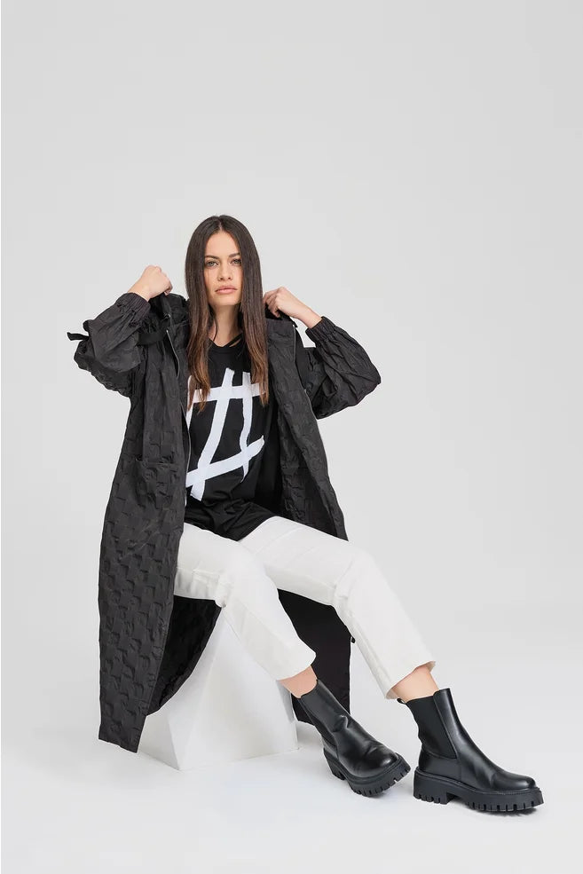 Textured Ascribe Raincoat (Black)