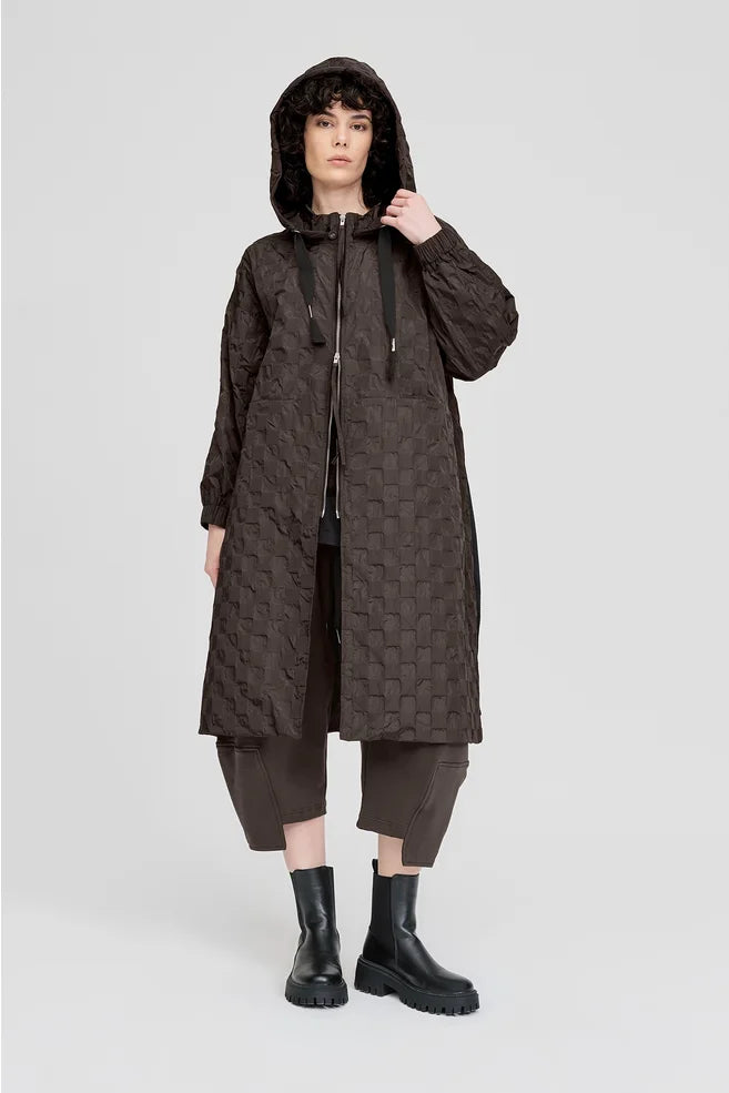Textured Ascribe Raincoat (Pinecone)