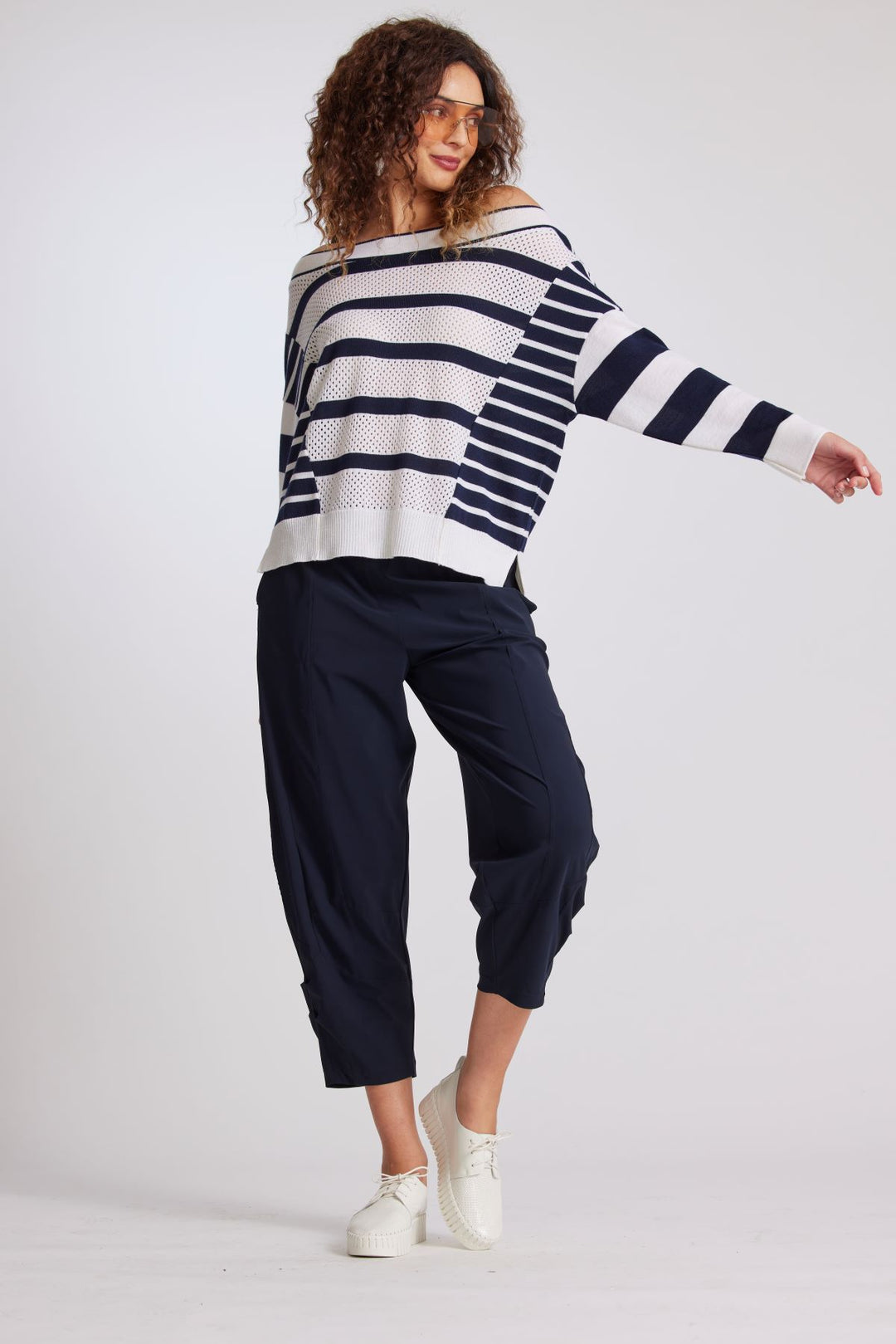 Stripe Boat Neck Sweater (Black/White)