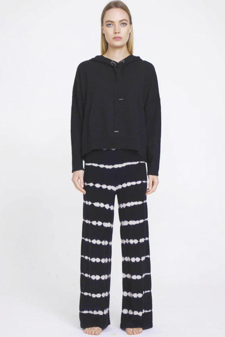 N.37 100% CASHMERE OVERSIZED HOODIE (Black)