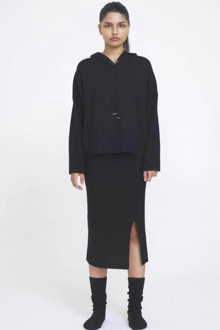 N.37 100% CASHMERE OVERSIZED HOODIE (Black)