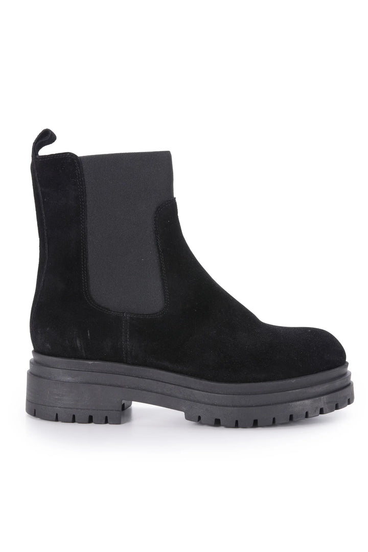 Valley Suede Boot (Black)