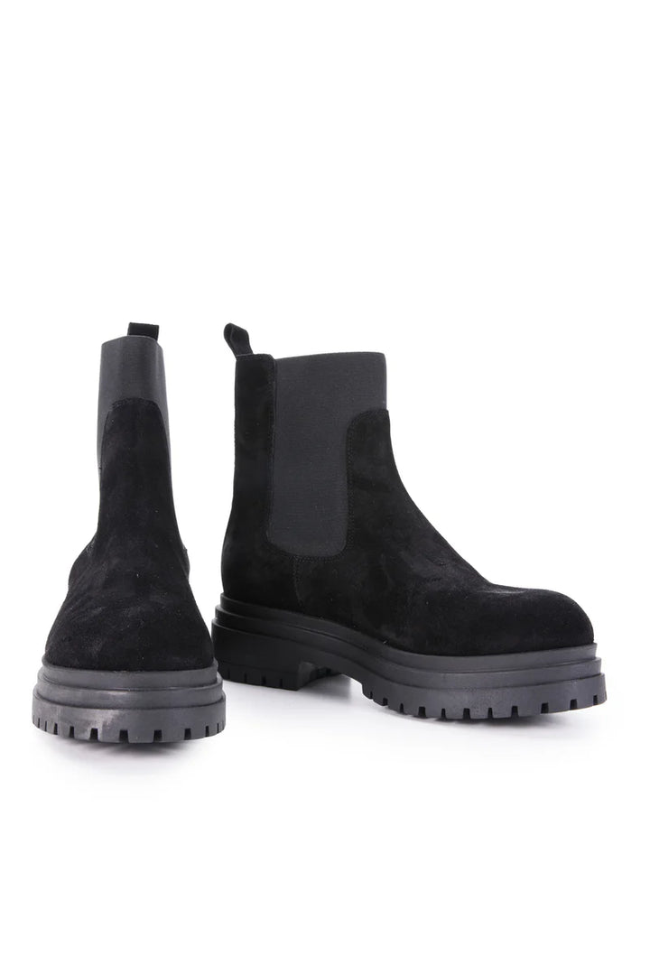 Valley Suede Boot (Black)