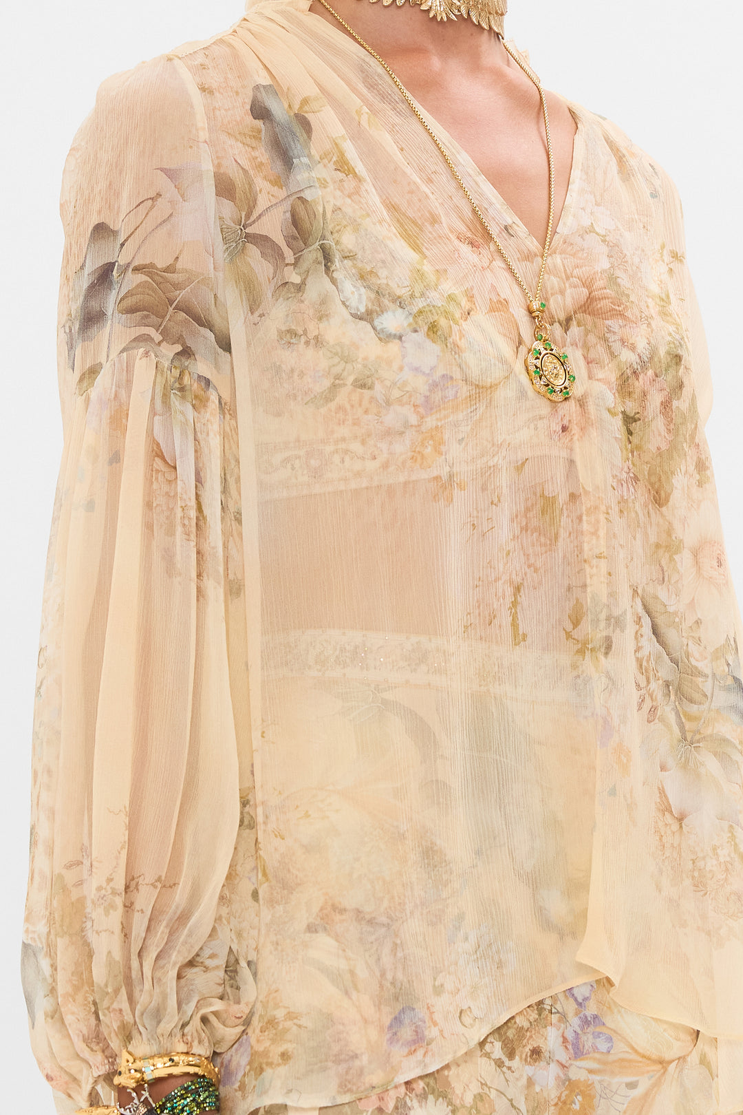FRILL COLLARED BLOUSE (ADORNED IN ANTIQUITY)