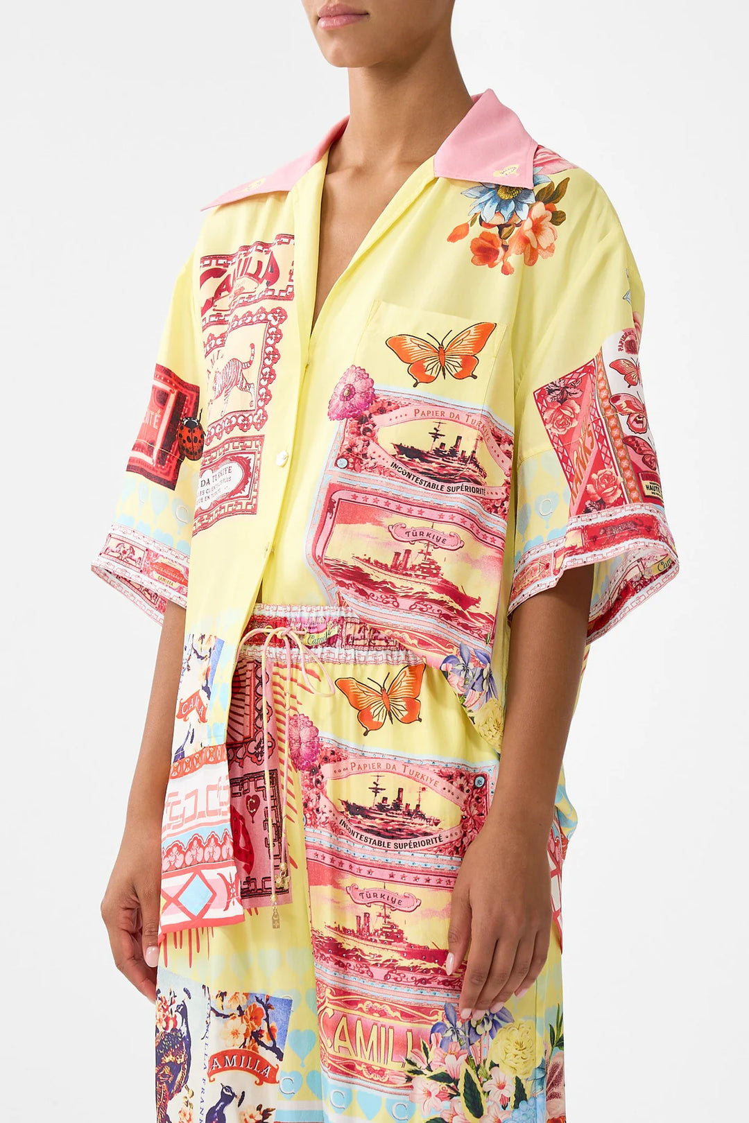 OVERSIZED SHIRT WITH POCKET (Collage Kingdom)