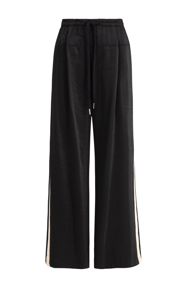 MAKE NEW TRACKS Pant (Black)