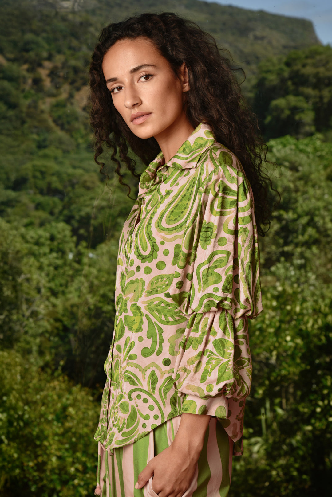 Pleat and greet top (Blush / Green Floral)