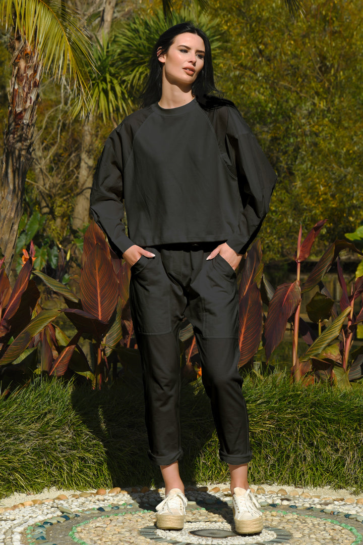 BACK ON TRACK Pant (Black)