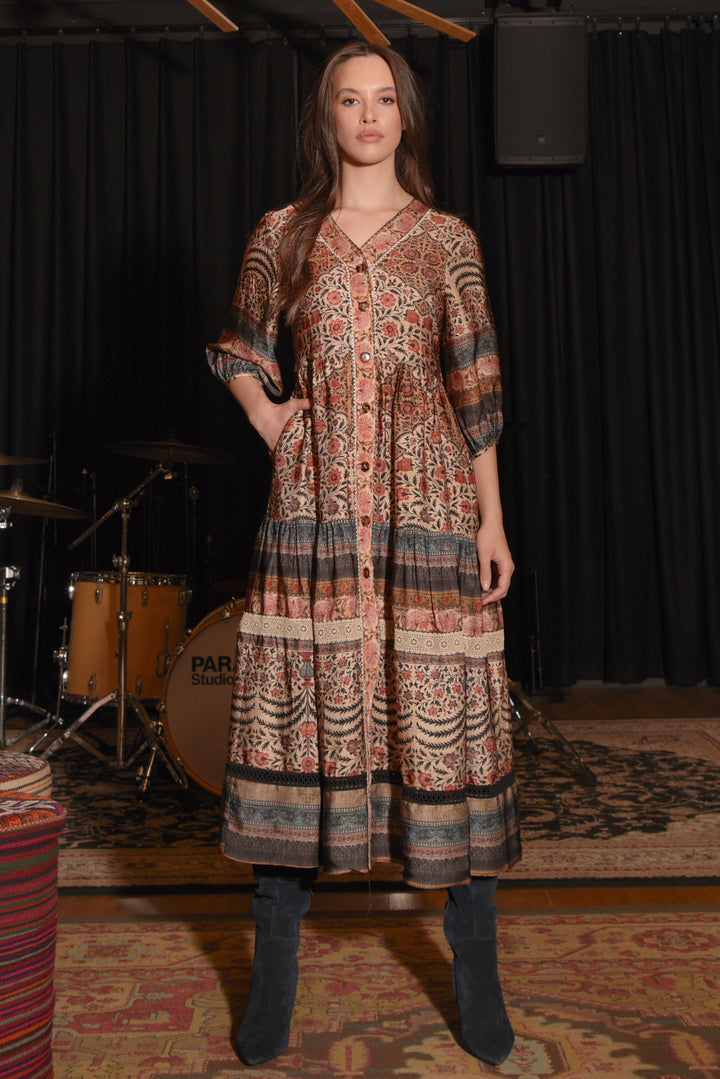 SWITCHING TIERS Dress (Vintage Multi)