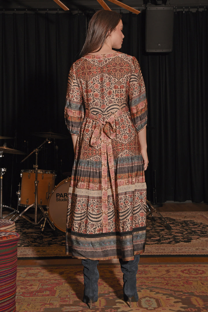 SWITCHING TIERS Dress (Vintage Multi)