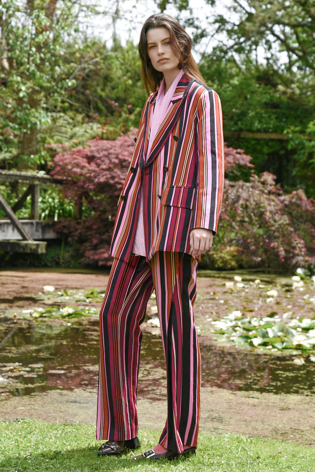 ZIP TO BE SQUARE Pant (pink multi stripe)