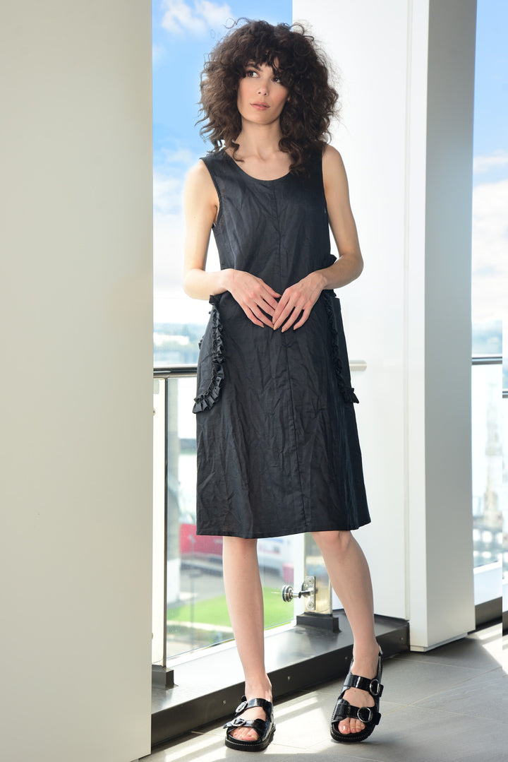 ON YOUR SIDE Dress (Black)