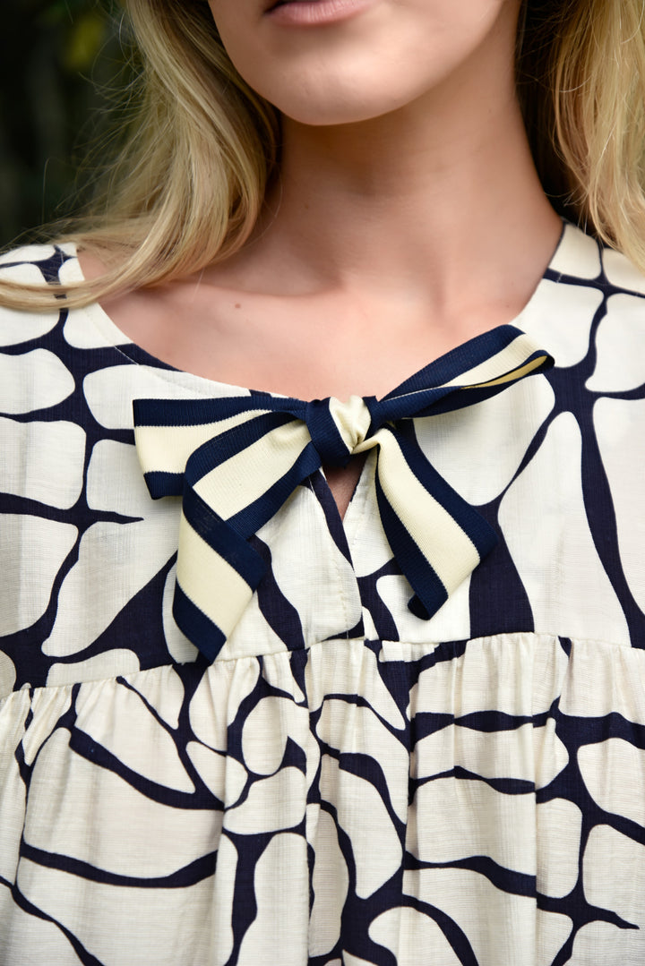 STYLE IN EXCESS Dress (shells)