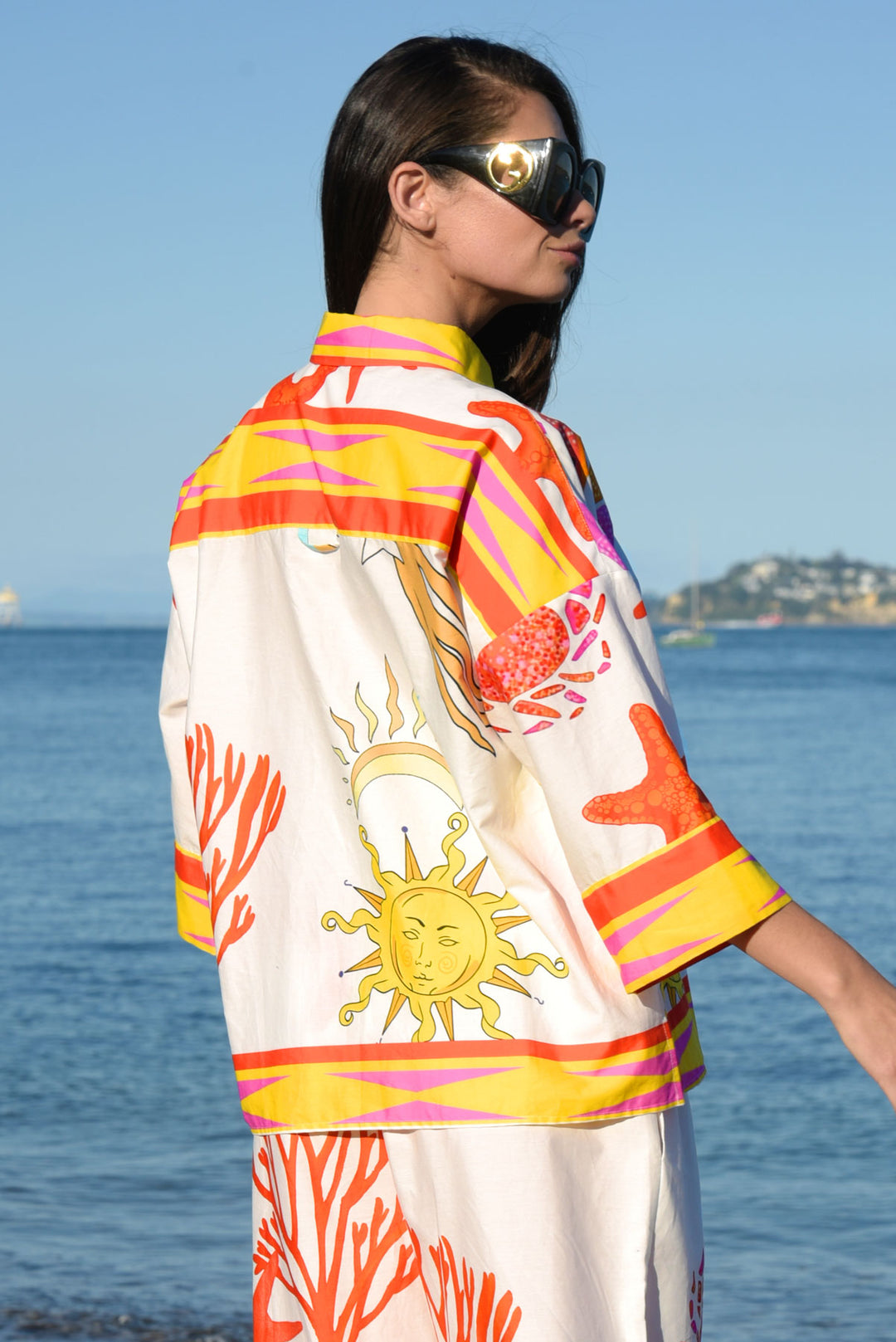 UNDER THE SUN SHIRT (WHITE SUN)