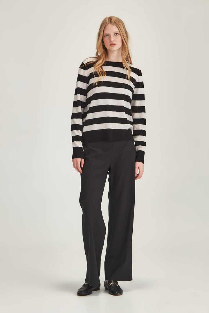 Eleanor Striped Cashmere (Black/Vapour)