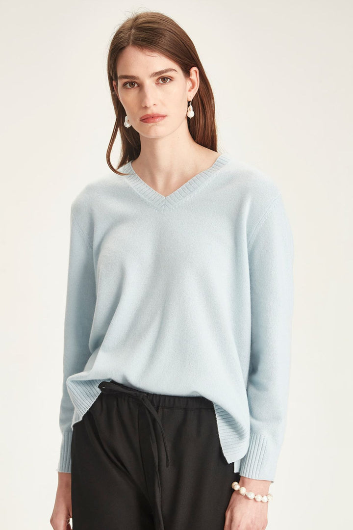 Kari Cashmere V-Sweater (Crystal Blue)