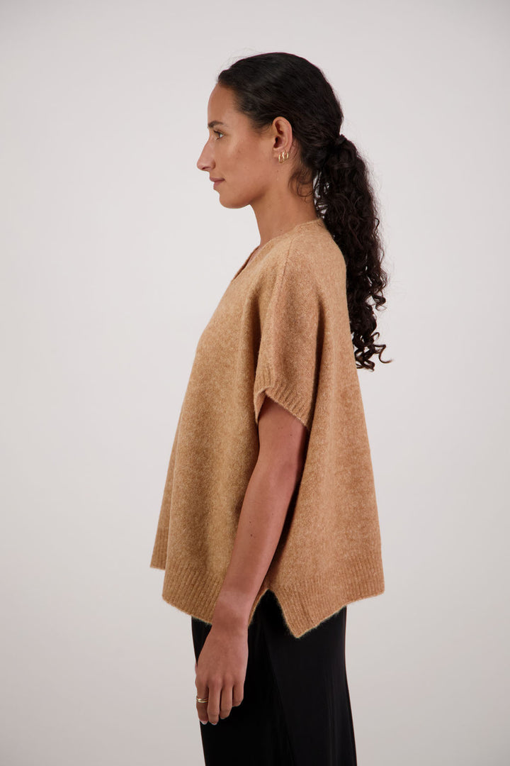 Fredrik Vest (Tan)