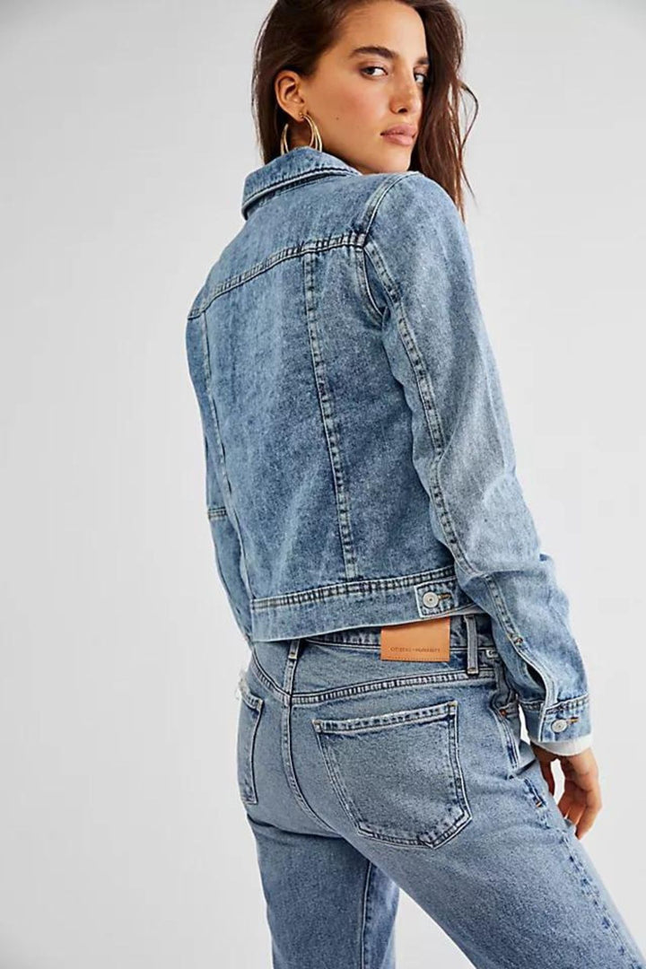 RUMORS DENIM JACKET (Light Indigo)