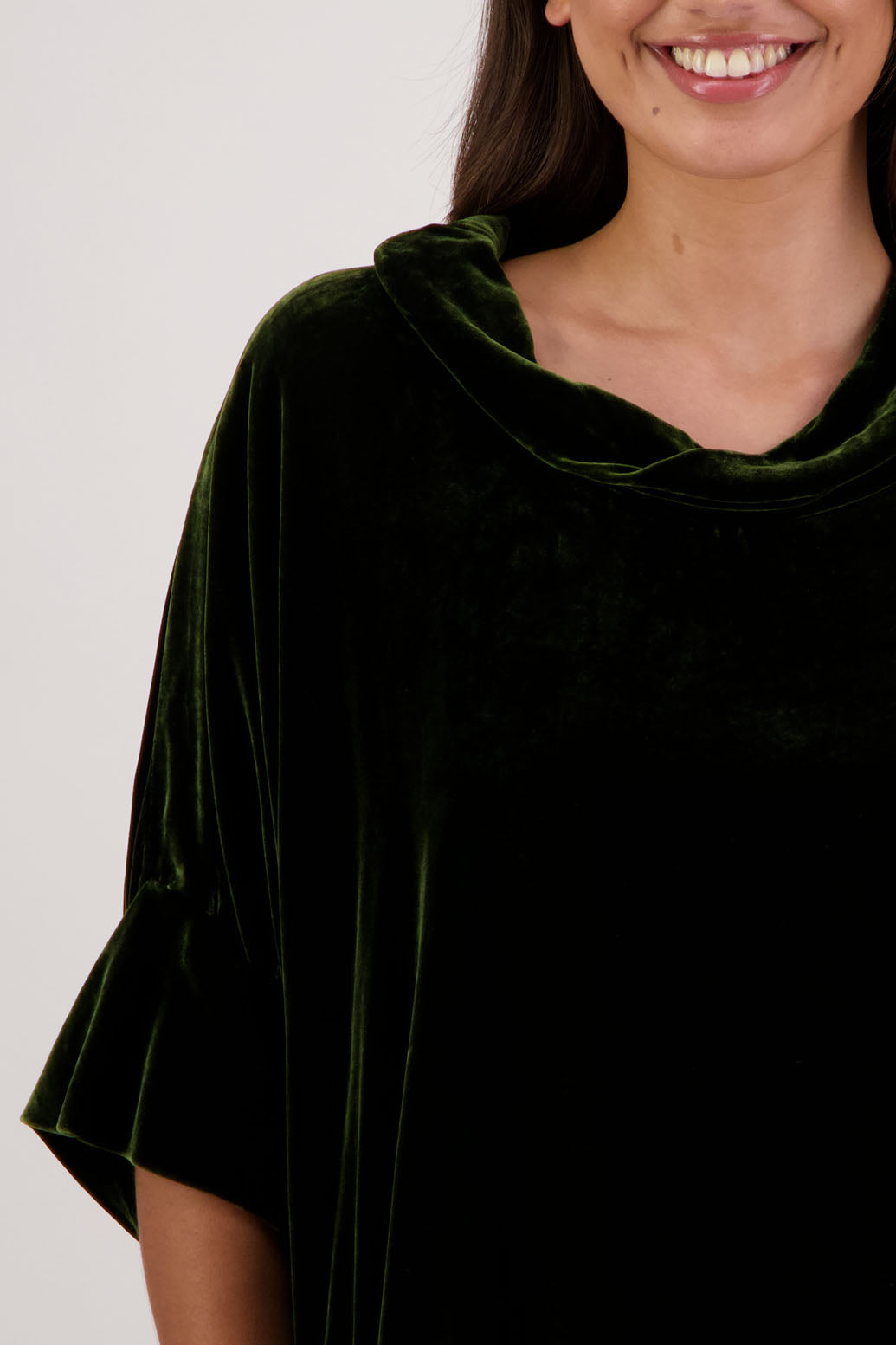 Hanley Velvet Top (Khaki)