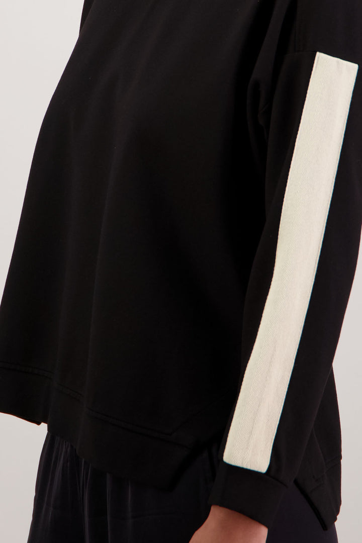 Holmes Top (Black)