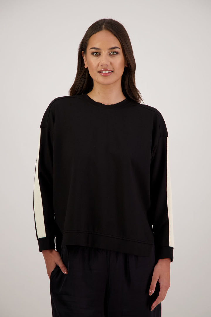 Holmes Top (Black)