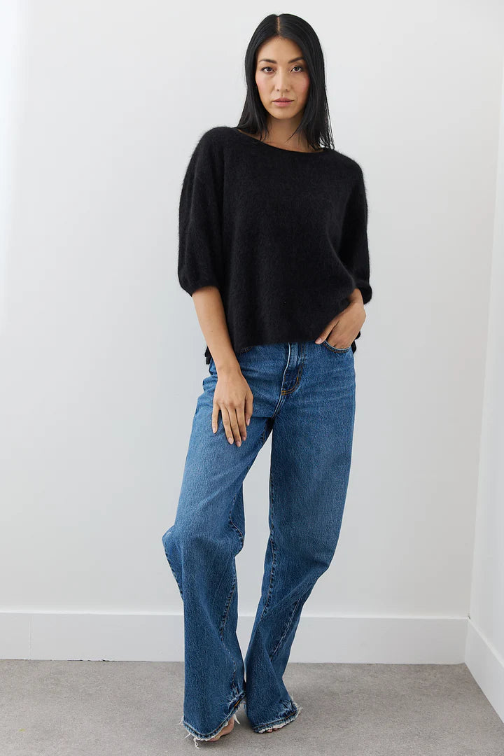 Erika Tee (Jet)