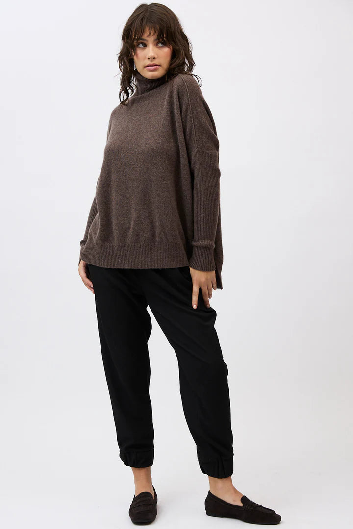 Gigi Step Roll Neck (Espresso)
