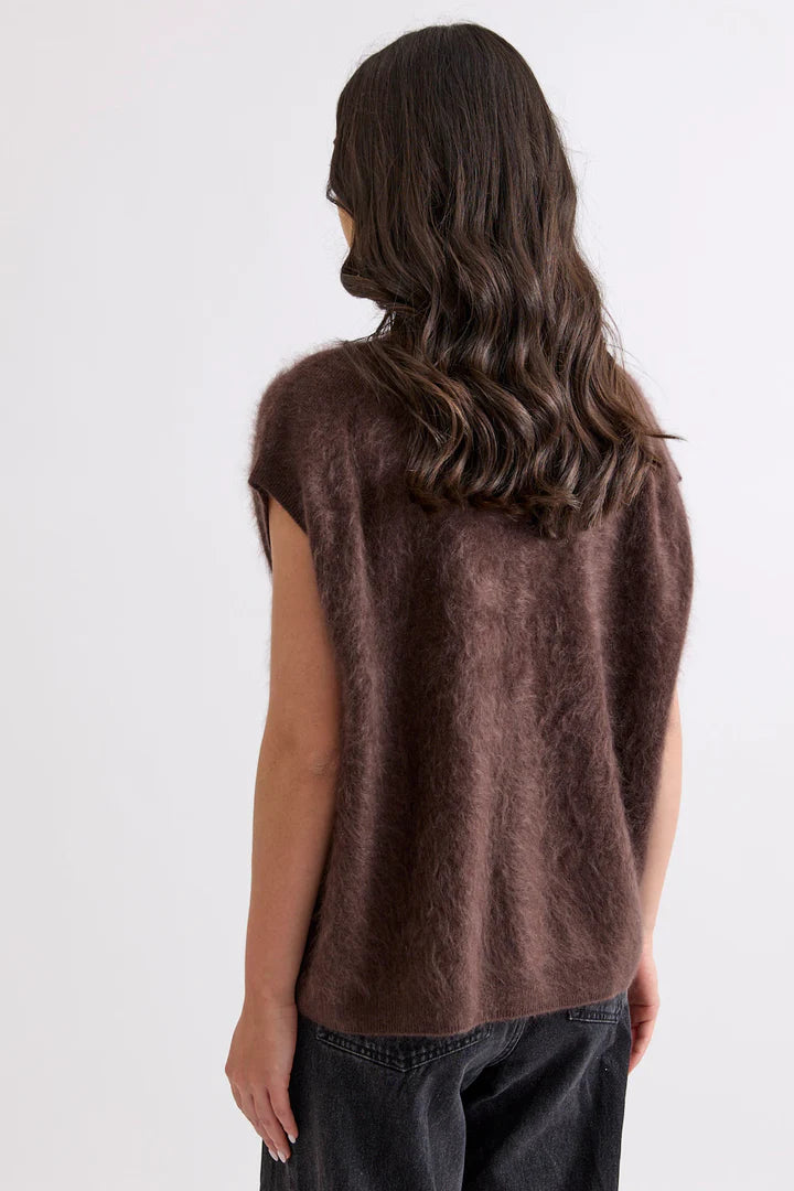 Gretta Vest (Dark Chocolate)