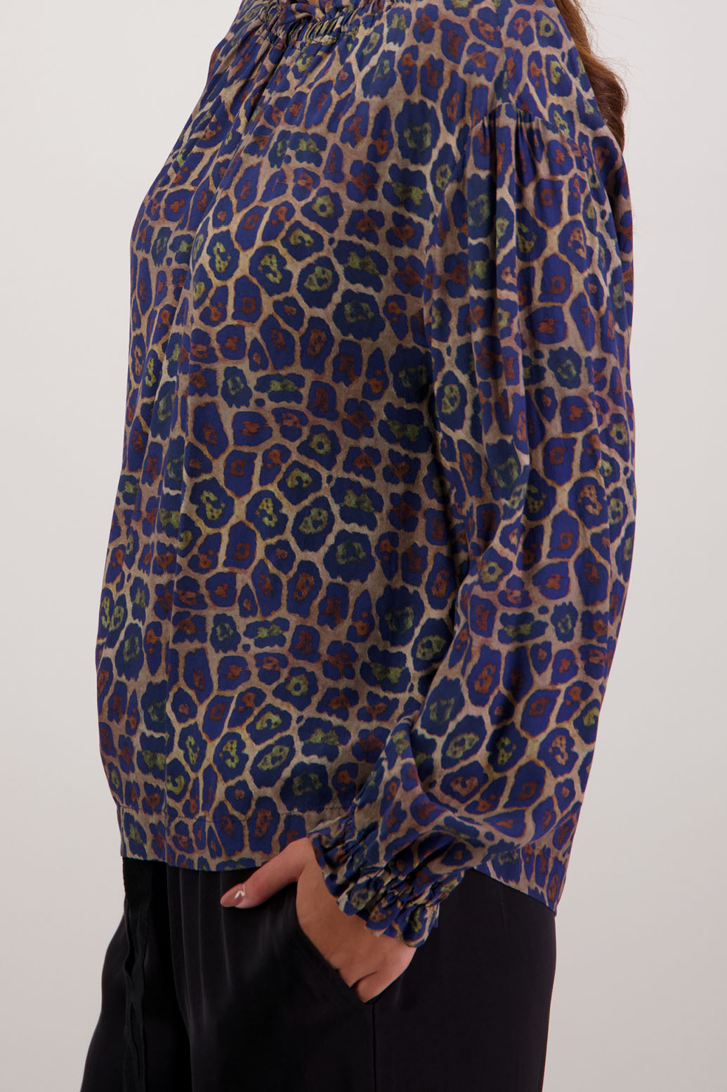 Rumer Top (Antique Leopard)