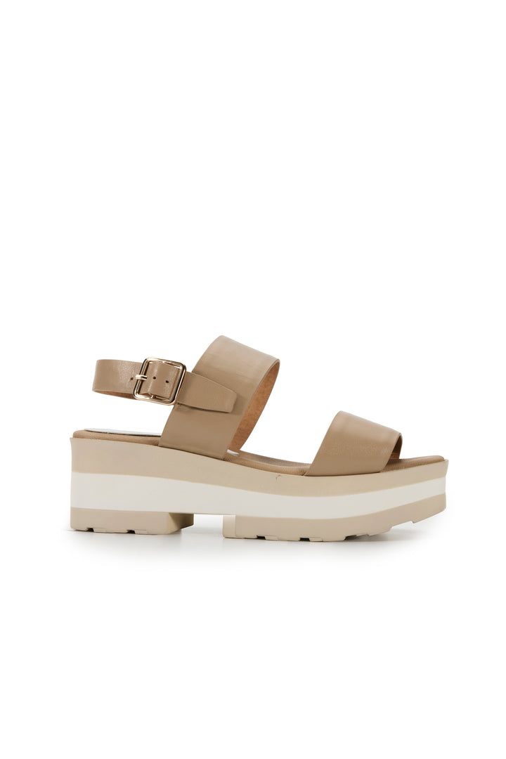CAPE BUCKLE SANDAL (Taupe)