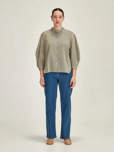 Juko Straight Jean (Mid Wash)