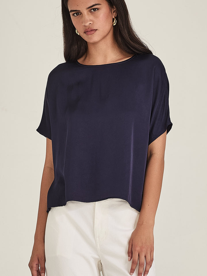 Gabbie Soho Top (Navy)