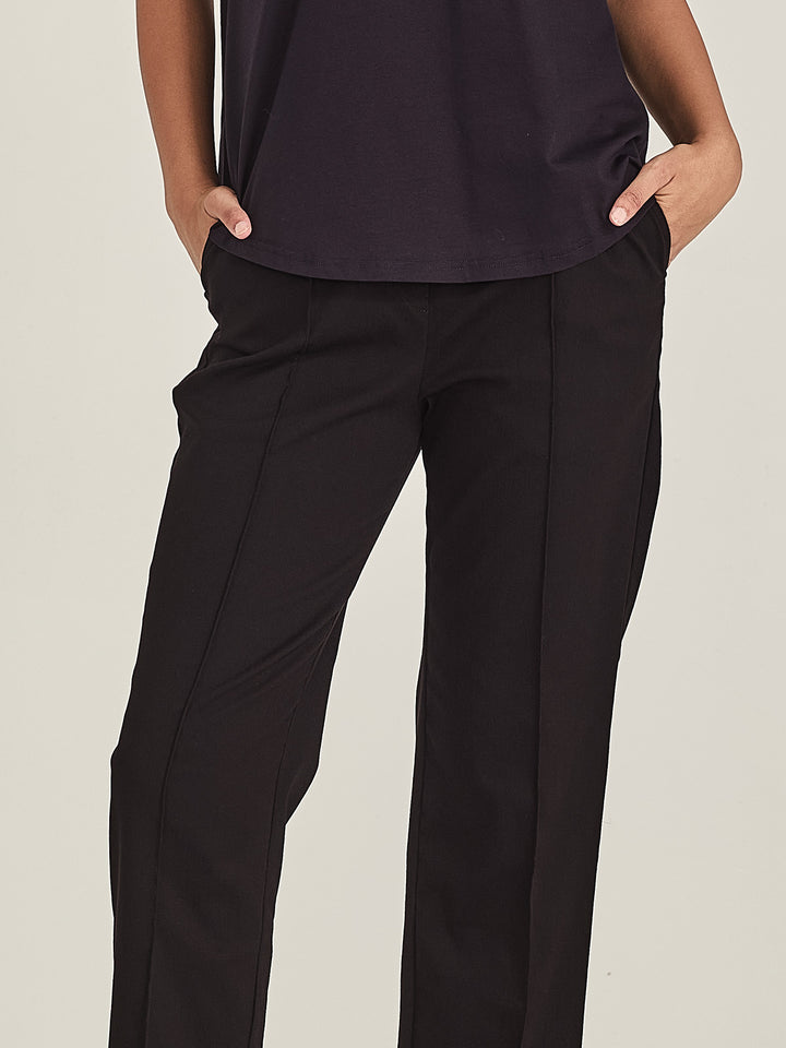 Audrey Cigarette Pants (Black)