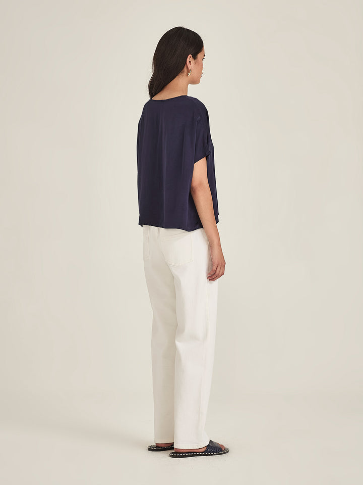 Juko Straight Jean (Chalk)