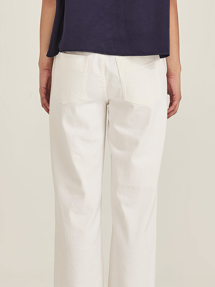 Juko Straight Jean (Chalk)