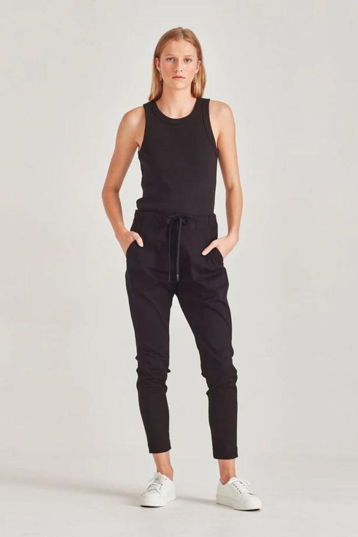 Emily Jogger (Black)