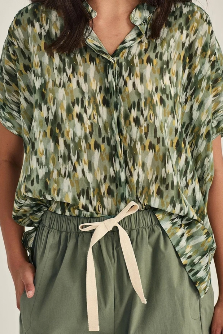 Helene Print Top (Khaki Brush)