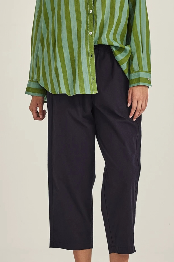 James Pant (Navy)