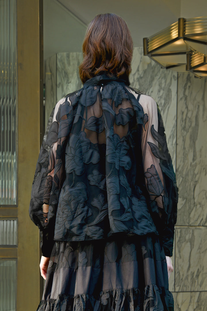 ON A SHEER DAY Blouse (Black)