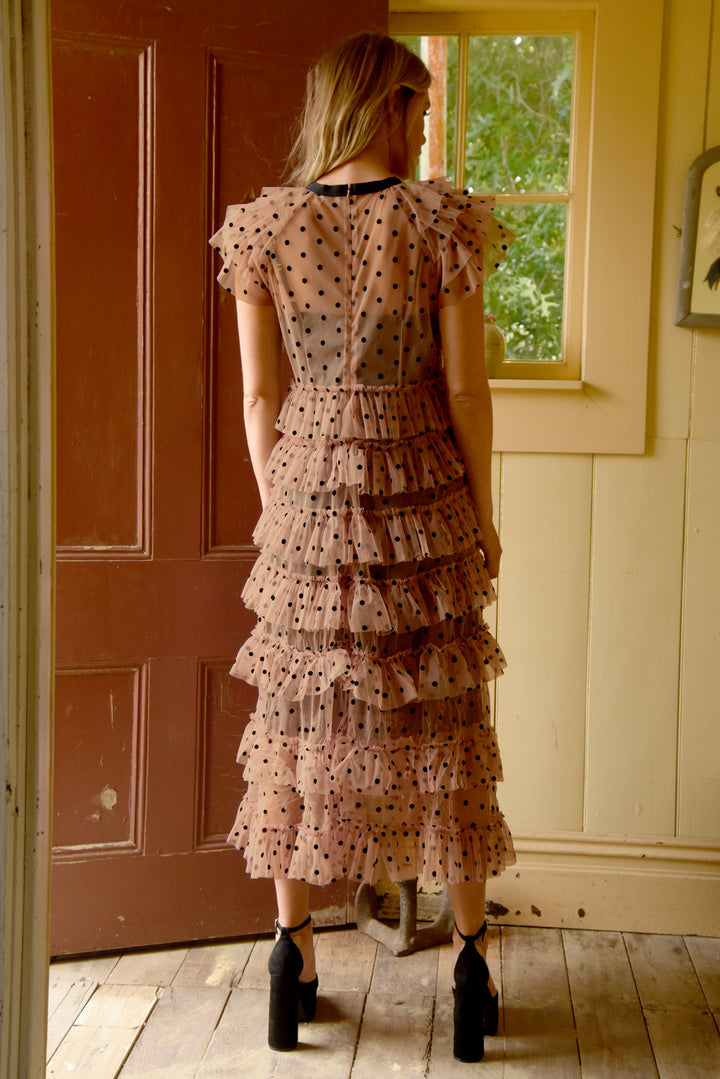 FLOWING IN THE WIND DRESS (MOCHA/BLACK)