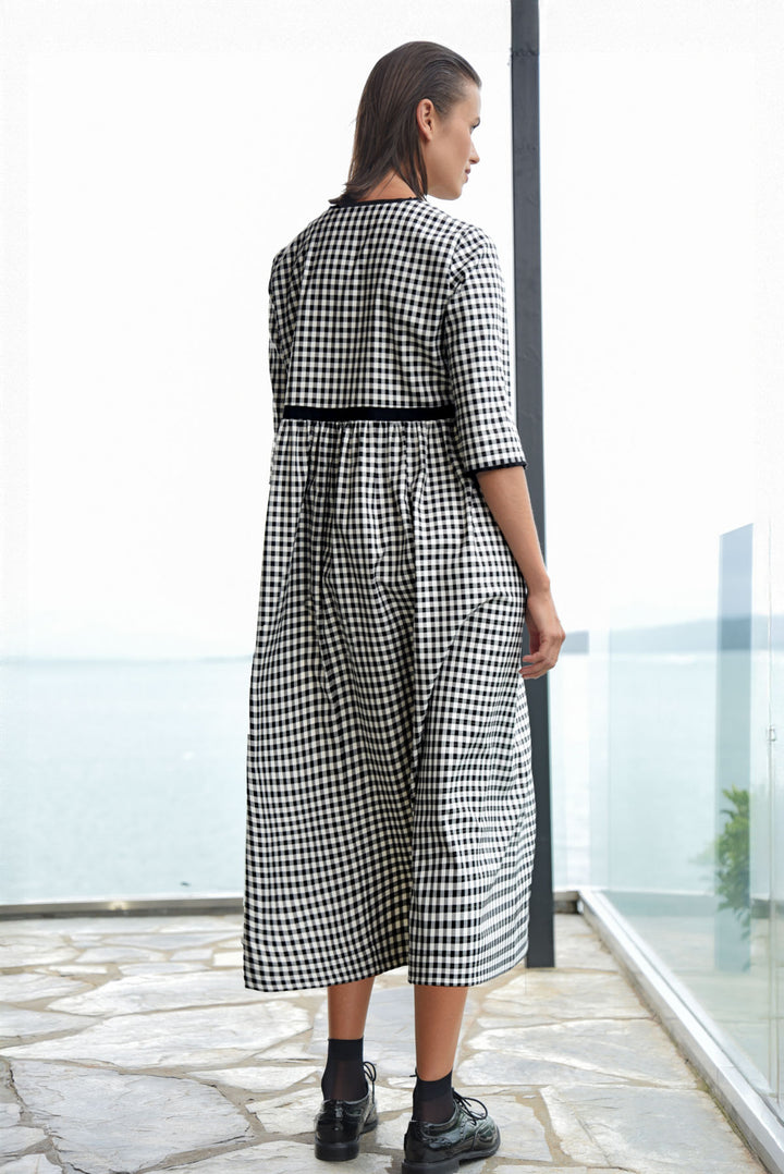 TOGATHER WITH YOU Dress (Black/White)