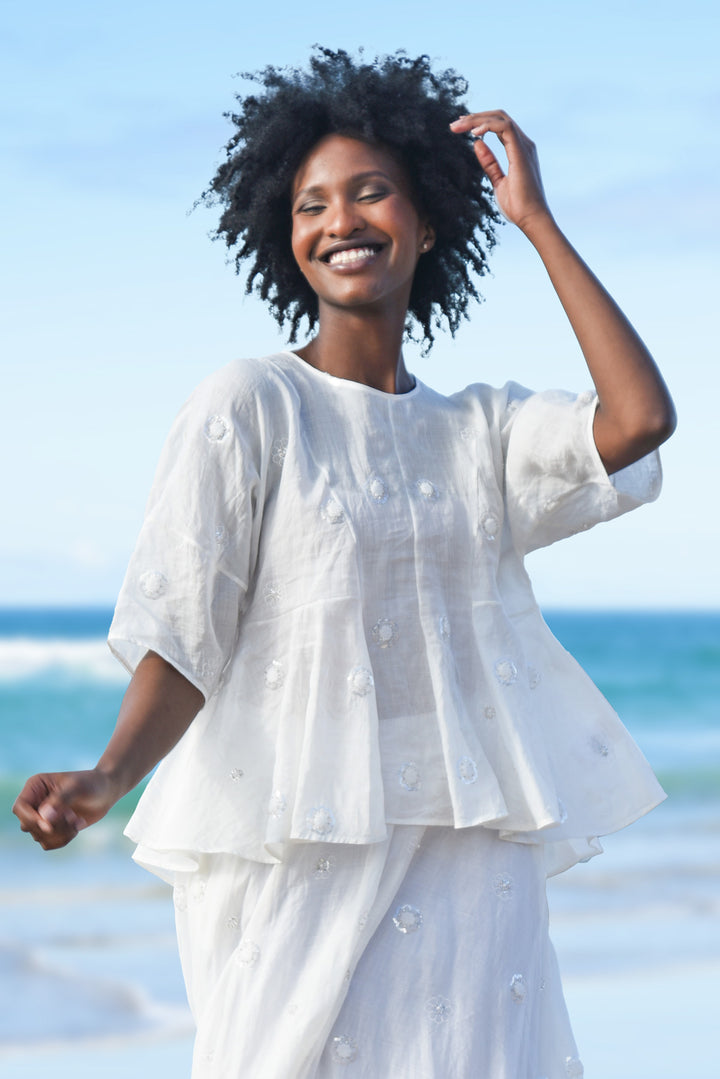 SAY A LITTLE FLARE Top (White)