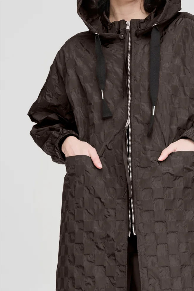 Textured Ascribe Raincoat (Pinecone)
